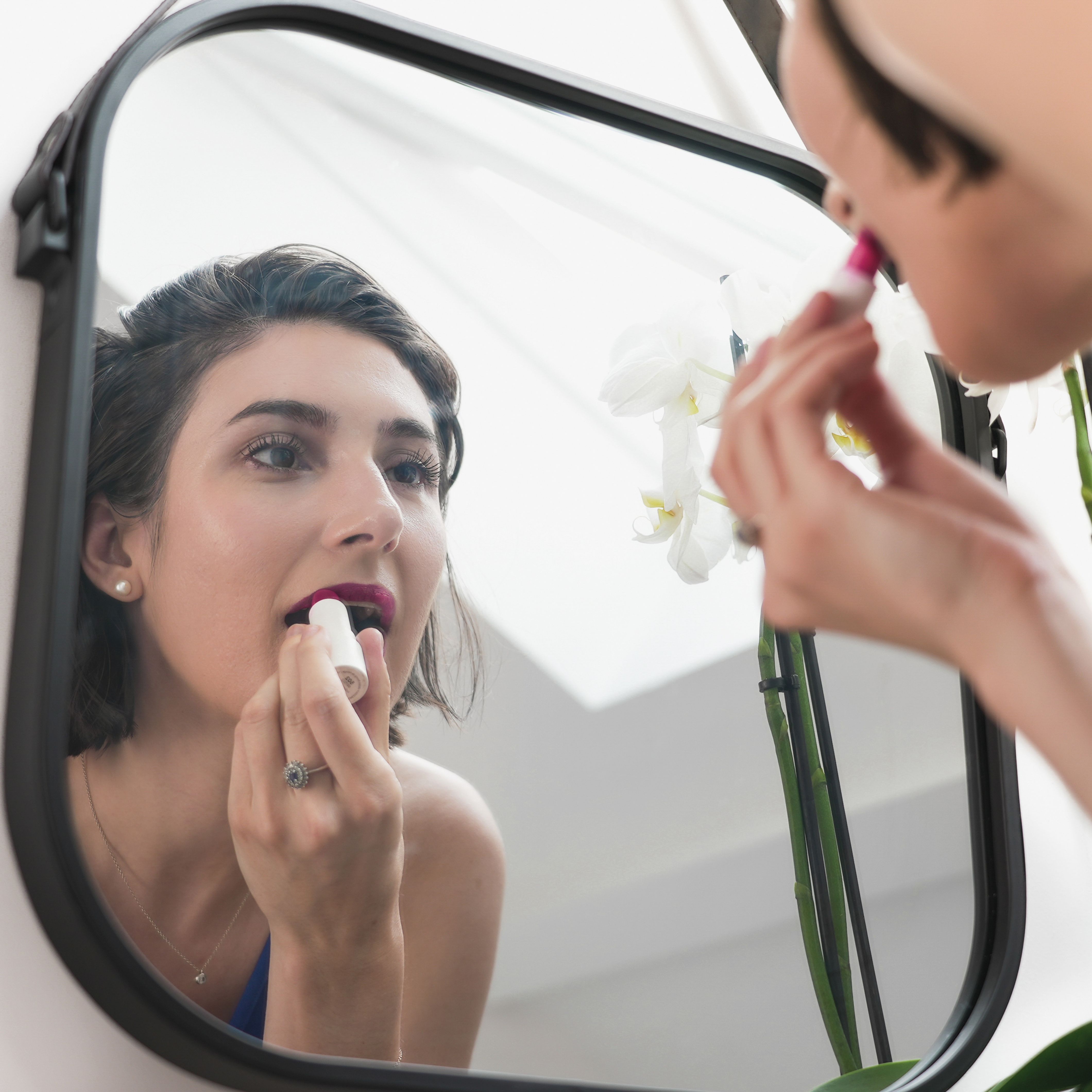 Acné et maquillage : l'erreur à ne surtout pas faire après avoir