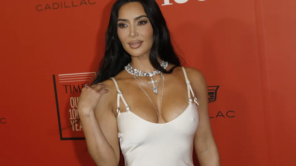 Kim Kardashian viraliza su nuevo producto de lencería: un sujetador con pezones falsos