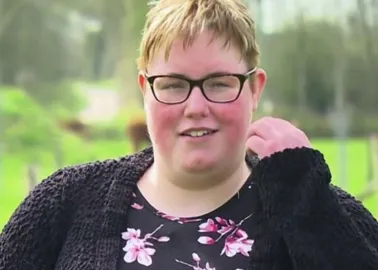 Justine (L'amour est dans le pré) touchée par les critiques des internautes  : "Elle ne le vit pas très bien"