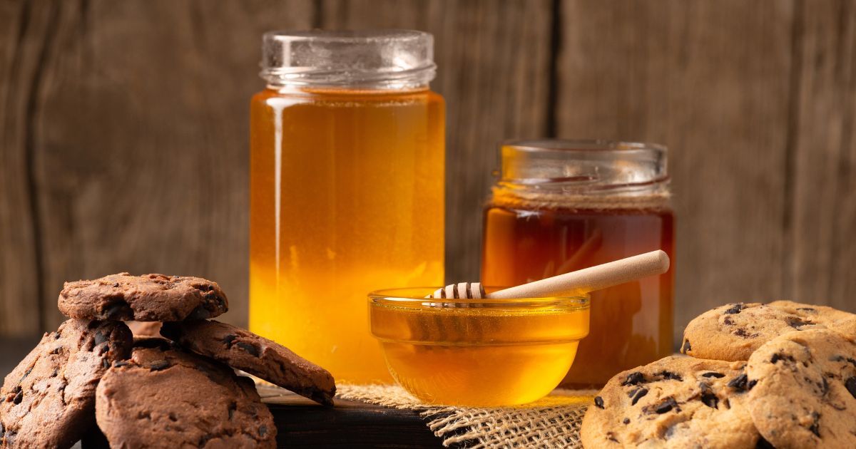 Pot de miel : 4 techniques faciles et infaillibles pour vérifier s'il s'agit d'un vrai miel
