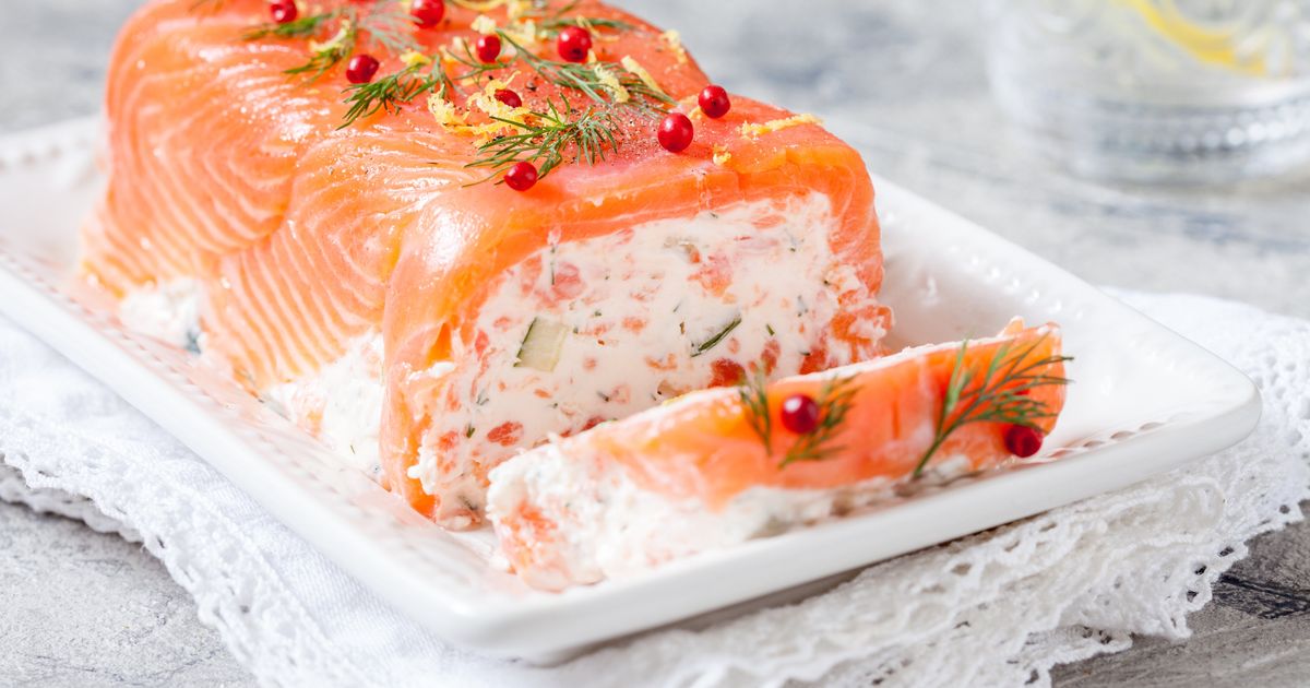 Entrée de Noël : cette terrine de saumon gourmande va vous permettre de gagner du temps le jour J !