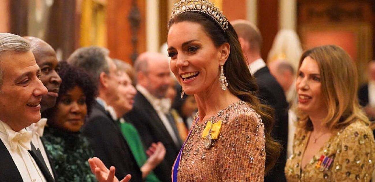 De Prada à Kate Middleton, le bandeau cheveux femme est de retour