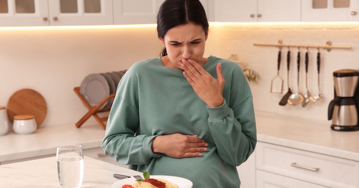 Hormona fetal clave para aliviar náuseas en embarazo estudio revela