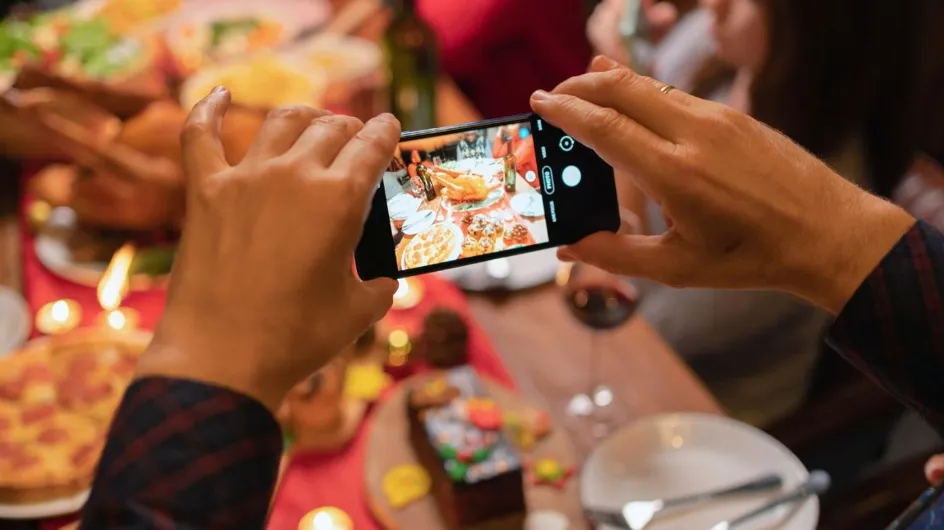 5 astuces secrètes pour faire de belles photos avec votre smartphone pendant les fêtes, selon un pro