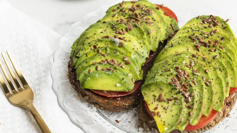 L'avocado toast est-il un bon allié contre la glycémie au petit-déjeuner ?