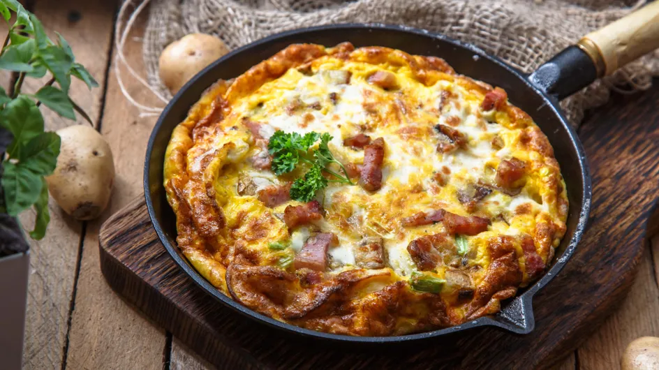 Vous n’allez plus pouvoir vous passer de notre meilleure recette express d’omelette aux lardons pour vous réchauffer !