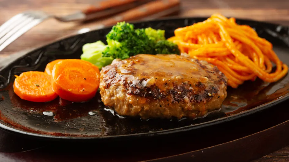 Devriez-vous rincer votre steak avant de le cuisiner ?