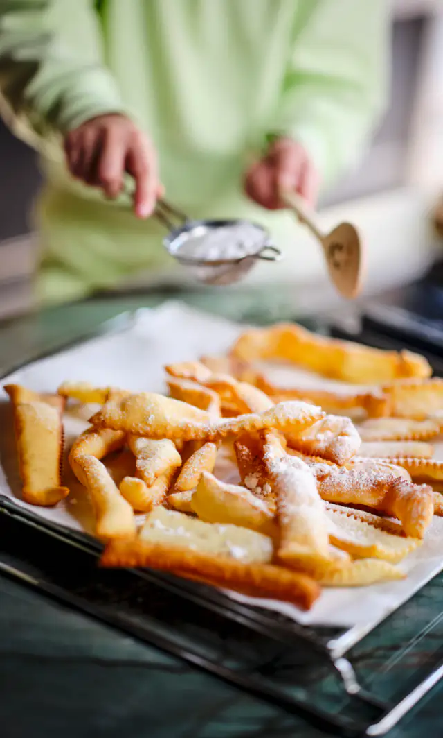 Mardi gras : ce chef étoilé dévoile sa recette super simple de beignets ...