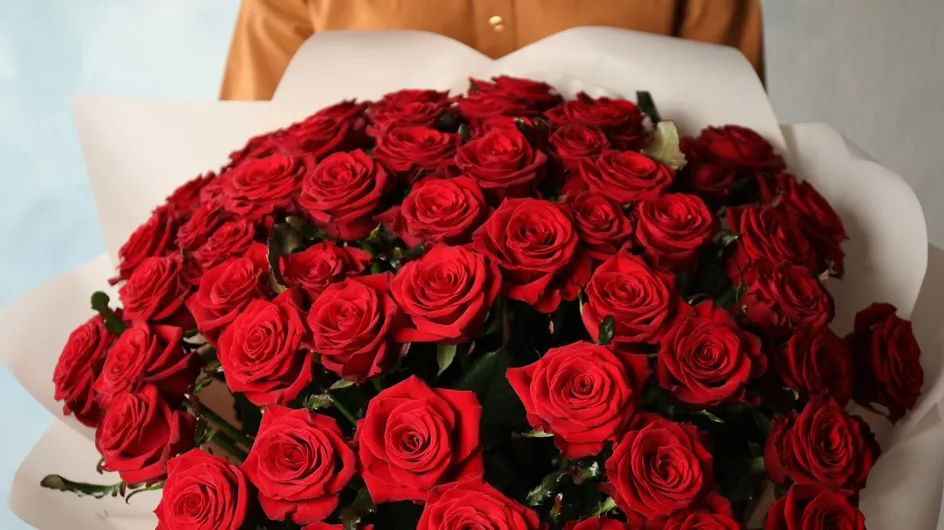Saint-Valentin : pourquoi il vaut mieux ne pas acheter de roses, et par quelles fleurs les remplacer ?