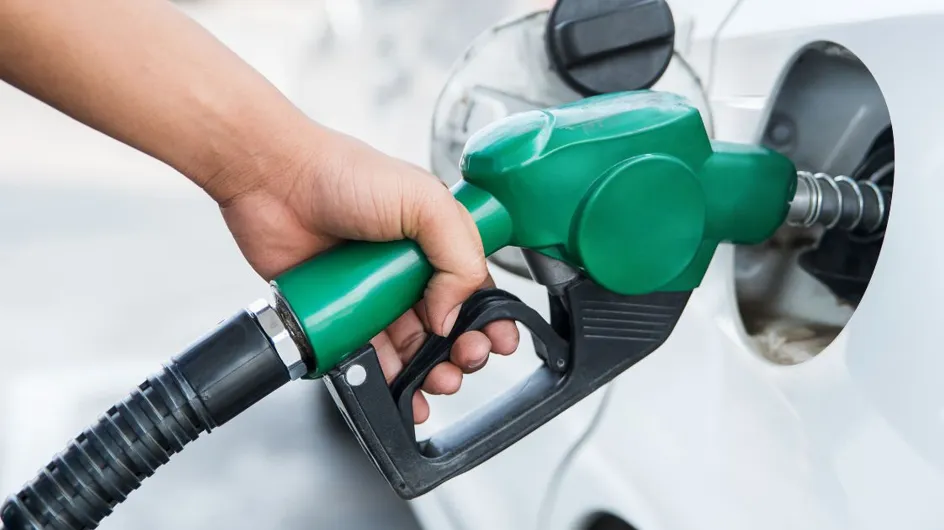 Carburants : mauvaise nouvelle pour les automobilistes, les prix risquent d’exploser (voici la raison)