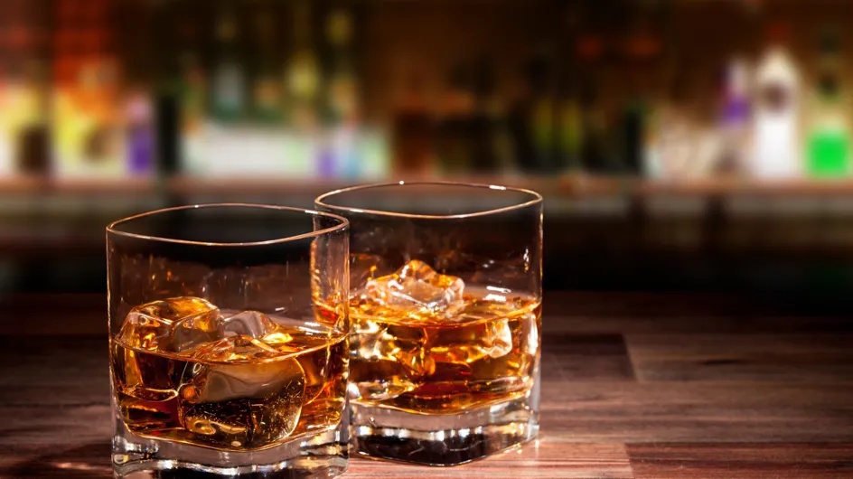 Voici la seule et unique façon de boire du whisky, selon des experts irlandais