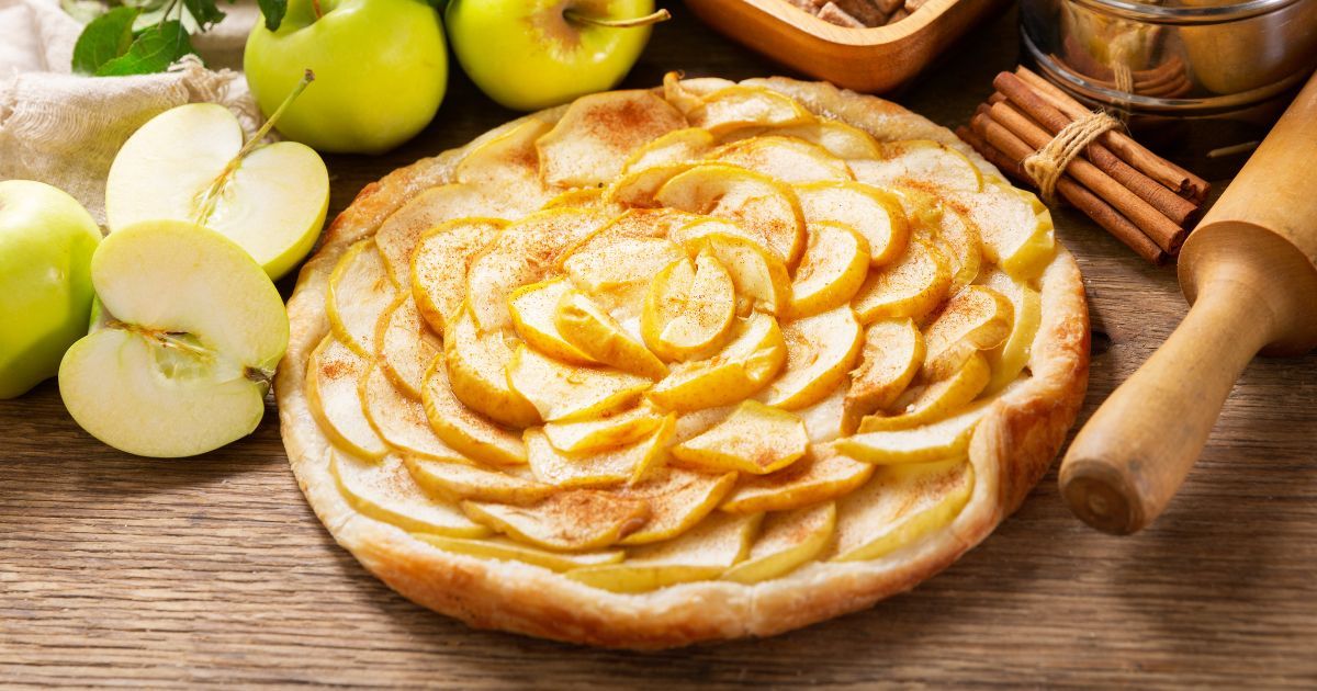 Cyril Lignac livre sa recette de tarte fine aux pommes avec sa touche secrète qui fait toute la différence