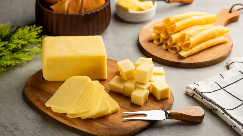 Perte de poids : ces 5 fromages qui aident à maigrir, selon des docteurs