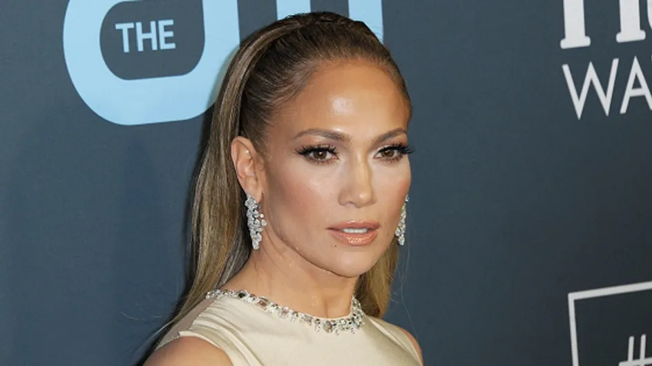 Jeans tendance 2024 : ce modèle choisi par Jennifer Lopez va aux grandes comme aux petites