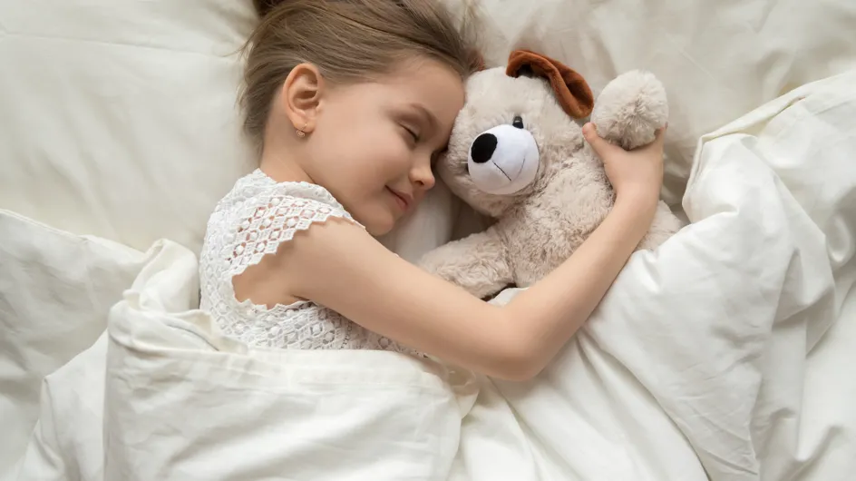 “Power-down hour” : comment mettre en place cette méthode infaillible pour aider bébé à dormir ?