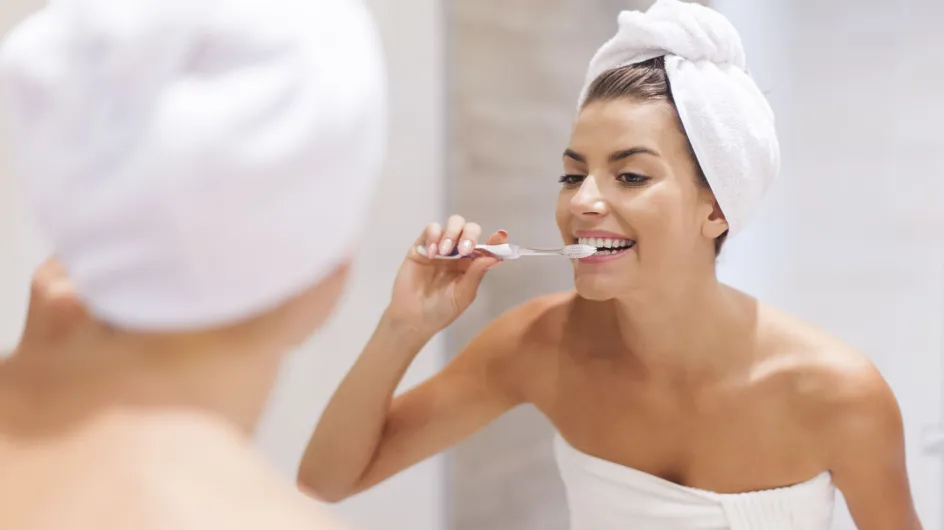 Hygiène bucco-dentaire : se laver les dents de cette manière est une “aberration” selon un chirurgien-dentiste