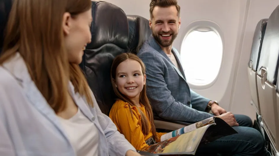 "Je suis hôtesse de l'air et voici comment je 'punis' les passagers qui refusent d'échanger leur siège avec une famille"