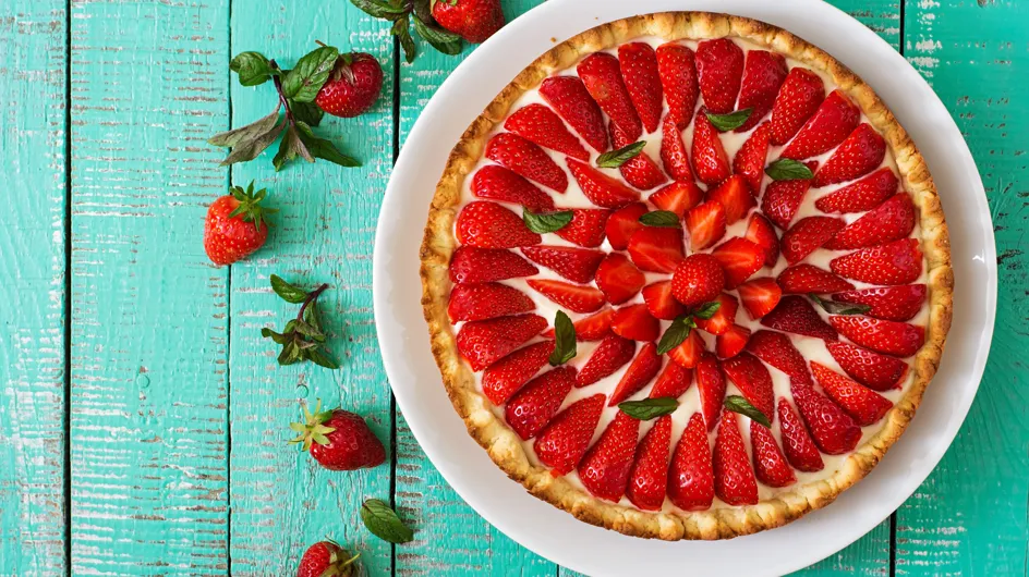 Tarte aux fraises express et sans cuisson ? Nous vous avons déniché la recette parfaite pour le week-end !