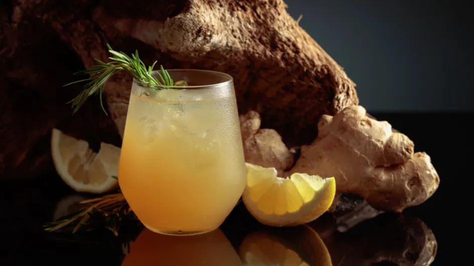 Voici comment faire une ginger ale avec seulement 4 ingrédients pour une boisson ultra-rafraichissante