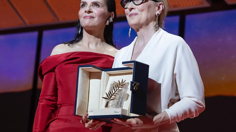 Festival de Cannes 2024 : Juliette Binoche en pleur en remettant la Palme d'or d'honneur à Meryl Streep