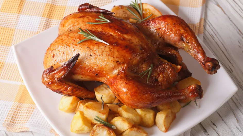 Cet expert révèle le geste à absolument connaître pour savoir si votre poulet rôti est bien cuit