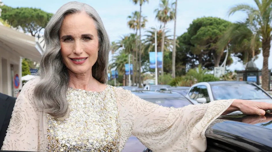Andie MacDowell adopte la parfaite tenue de soirée pour mettre en valeur ses cheveux gris à Cannes