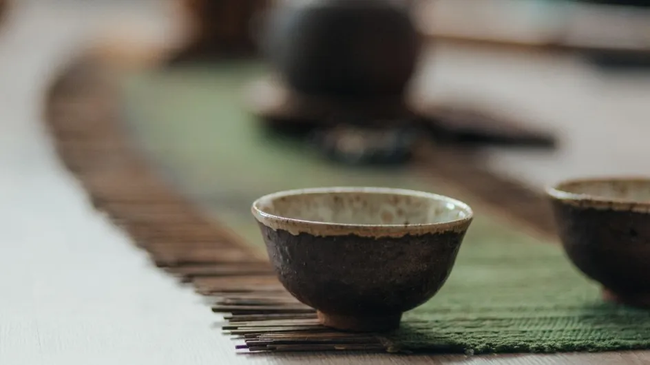Le matcha, c'est fini : ce thé venu du Japon est votre nouveau meilleur allié contre le stress et la digestion