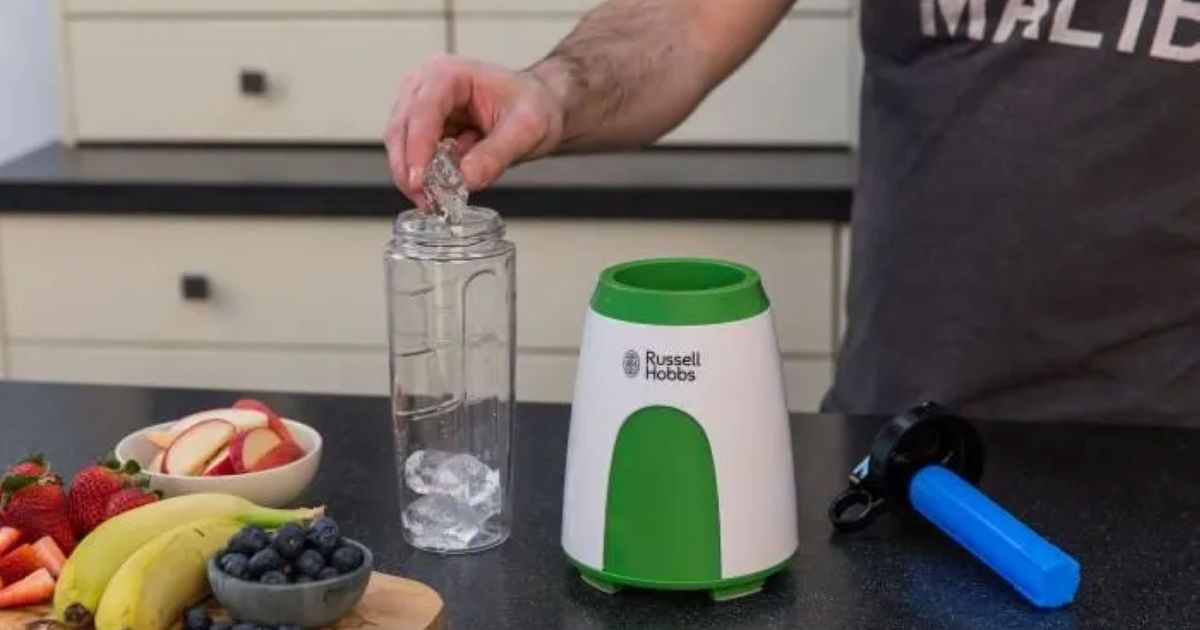 Alerte bon plan le blender nomade Russell Hobbs passe sous la barre