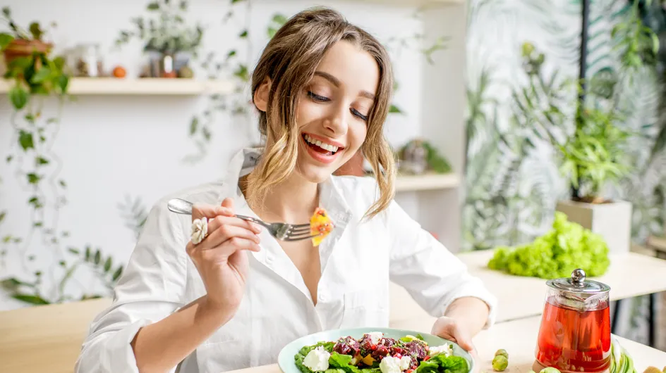 Este es el 'superalimento' recomendado por expertos que mejora la digestión y ayuda a conservar un vientre plano