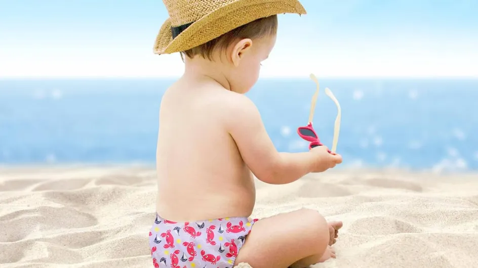 Vacances : découvrez notre sélection de couches de bain pour les bébés