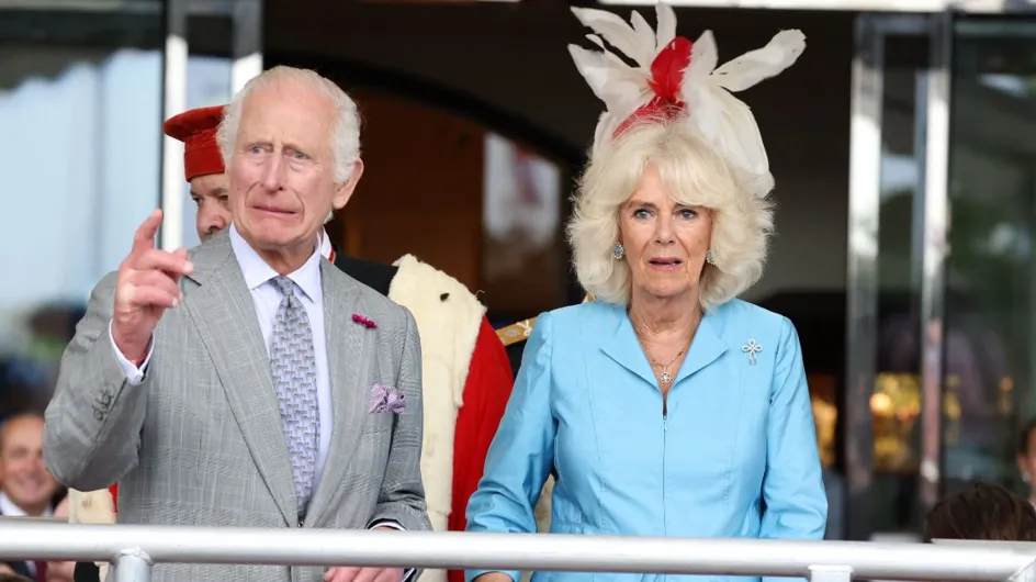 Panique royale : le roi Charles III et Camilla évacués lors d’une visite officielle, voici ce que l’on sait