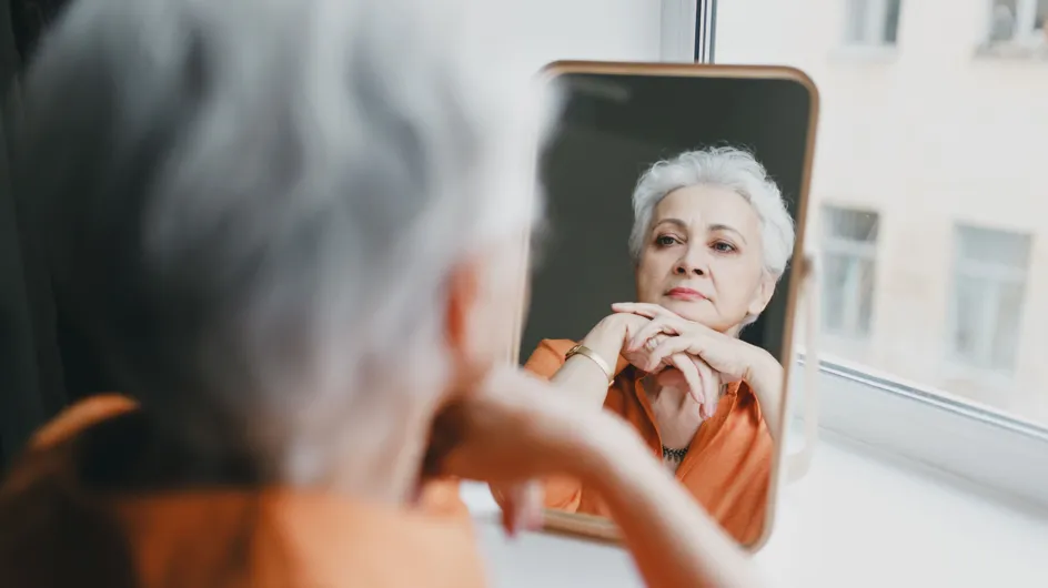 Coupe de cheveux après 50 ans : cette coupe courte pour cheveux gris va à toutes les formes de visage selon un coiffeur