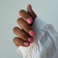 Uñas aura: la tendencia que seguirá arrasando este verano 2025 (con 5 FOTOS e ideas para inspirarte)