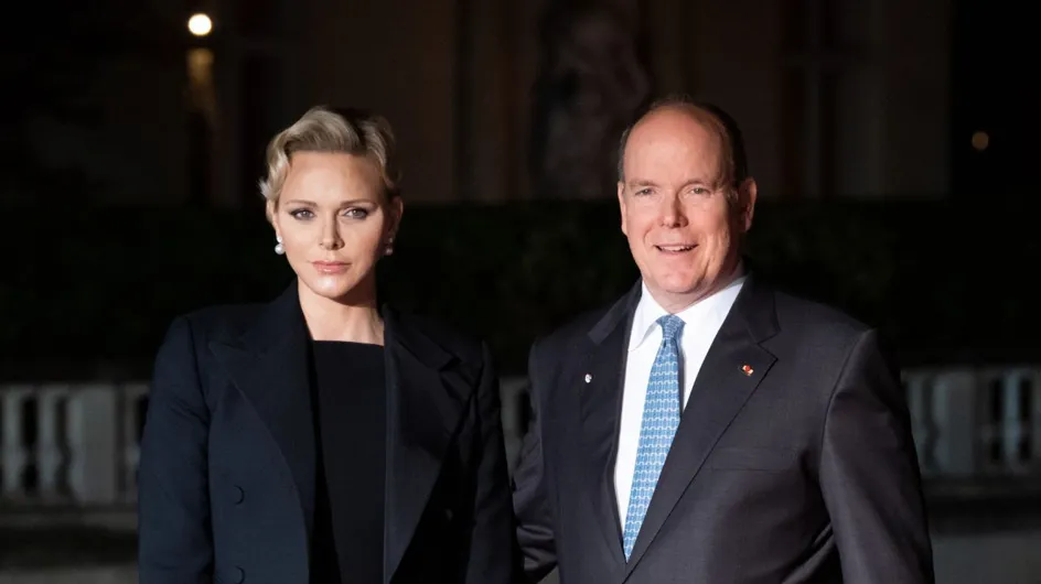 Charlène de Monaco ultra chic dans un total look noir rajeunissant pour un dîner au Louvre avant les JO