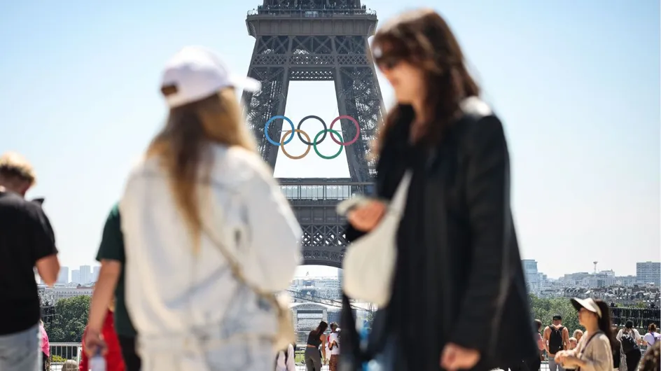 Jeux Olympiques Paris 2024 : "Ça semble déjà mieux", cette technique des athlètes pour dormir sur leurs lits en carton