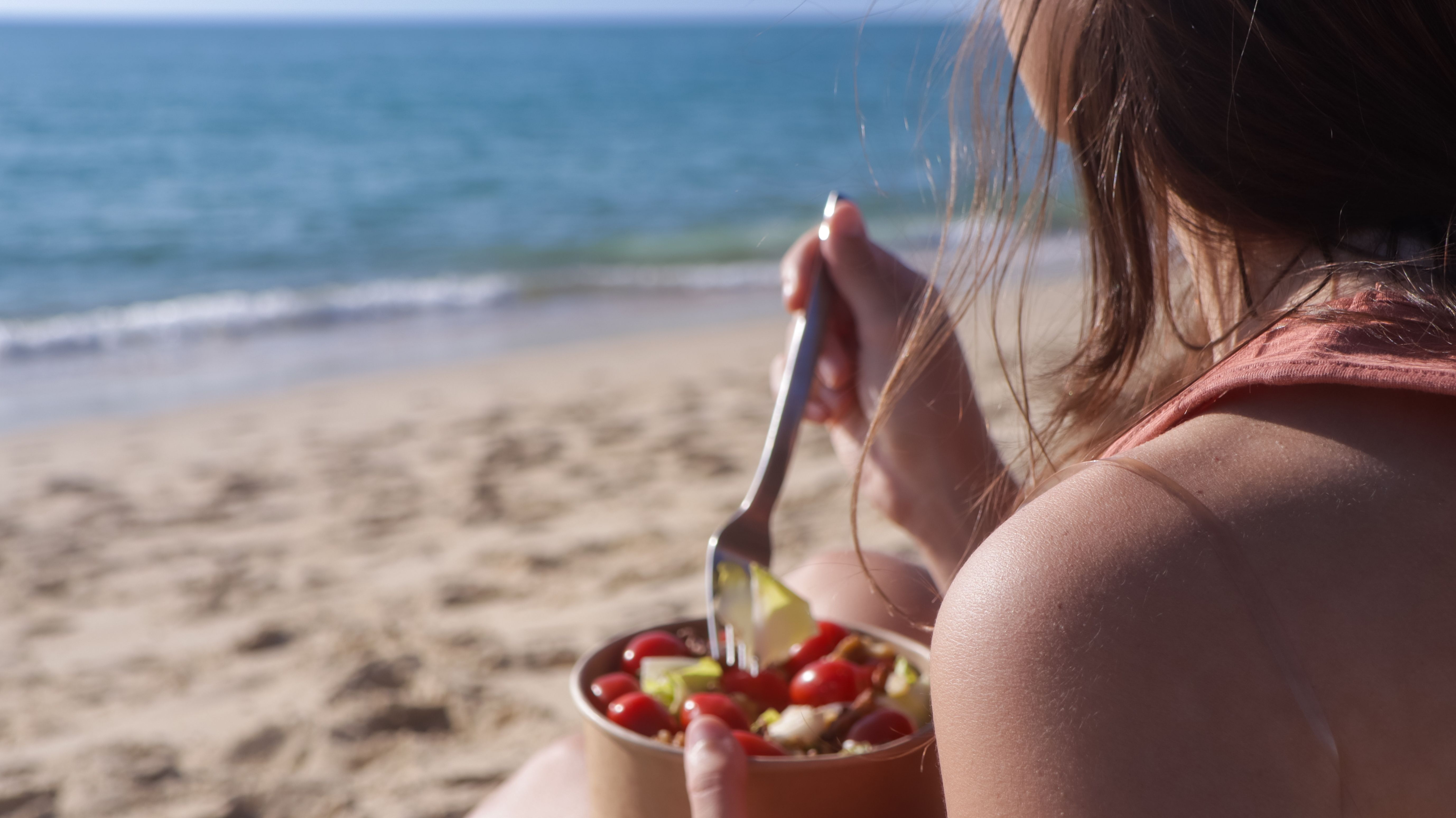 10 recetas fáciles y deliciosas para llevar comida a la playa y disfrutar  tus vacaciones sin estrés