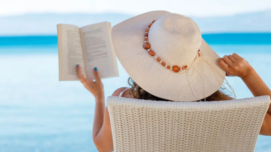 Ce livre parfait pour les vacances, écrit pour une femme, est dans le top vente de l'été 2024