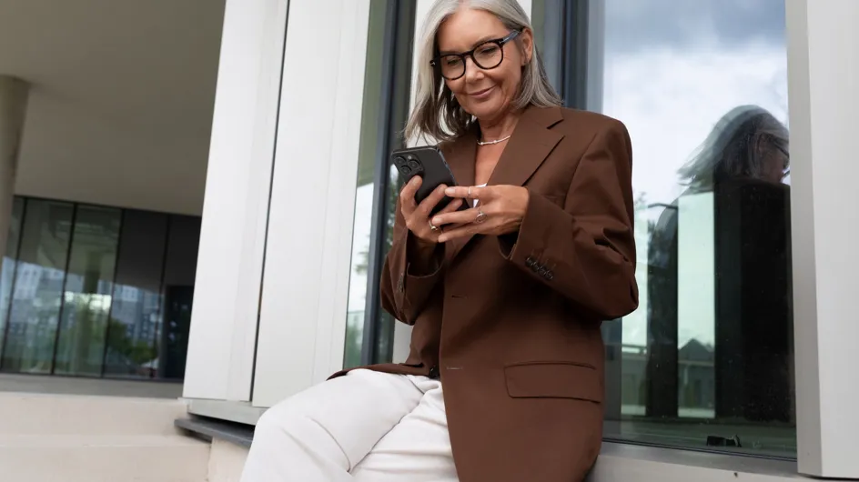 Cette robe Promod est parfaite après 60 ans, elle est très chic et tendance (on la veut!)