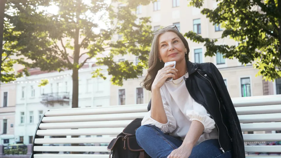 Ce jean Kiabi à 25 euros est adapté à toutes les morphologies (idéal pour un look décontracté après 50 ans)