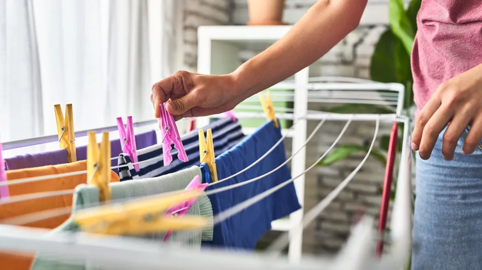 ¡Cuidado! Secar la ropa en interiores podría poner en riesgo tu bienestar, según los expertos