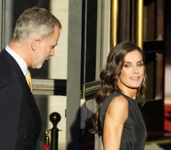 Letizia brilla en el Teatro Real: así han sido sus outfits más icónicos desde 2017