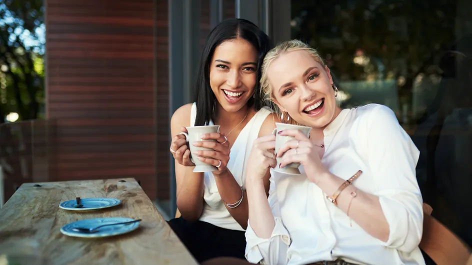 Los científicos de Harvard lo tiene claro: este hábito aumenta la felicidad de las mujeres (y no cuesta nada)