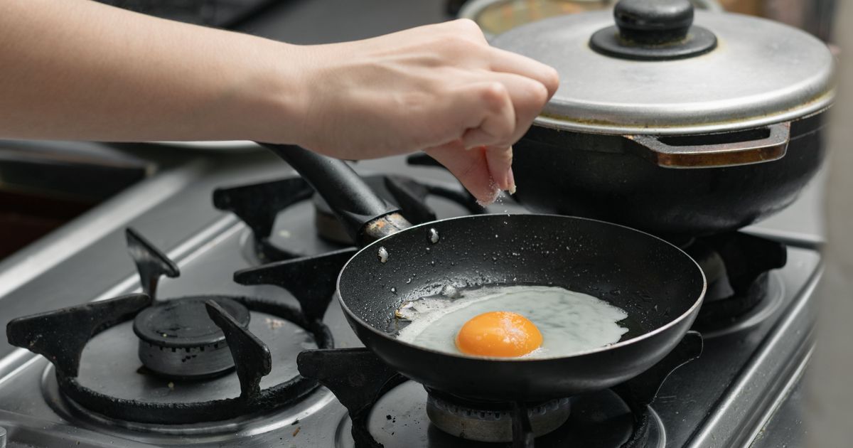L'astuce parfaite pour cuire votre œuf au plat en seulement 1 minute
