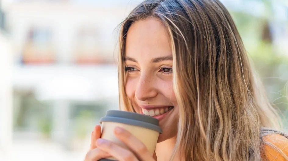 Esta es la mejor leche para tu café que ayuda a controlar el azúcar en sangre, según una experta en bioquímica