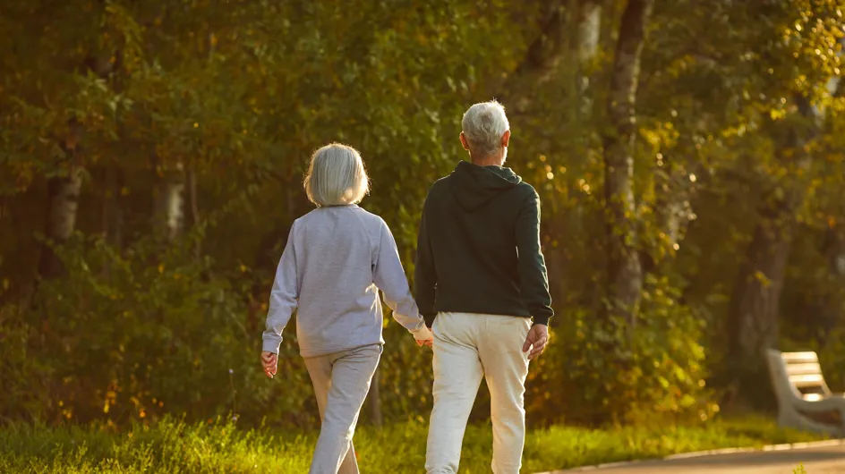 ¿Tienes más de 65? Este sencillo hábito diario te ayudará a mantenerte joven y saludable, según un estudio