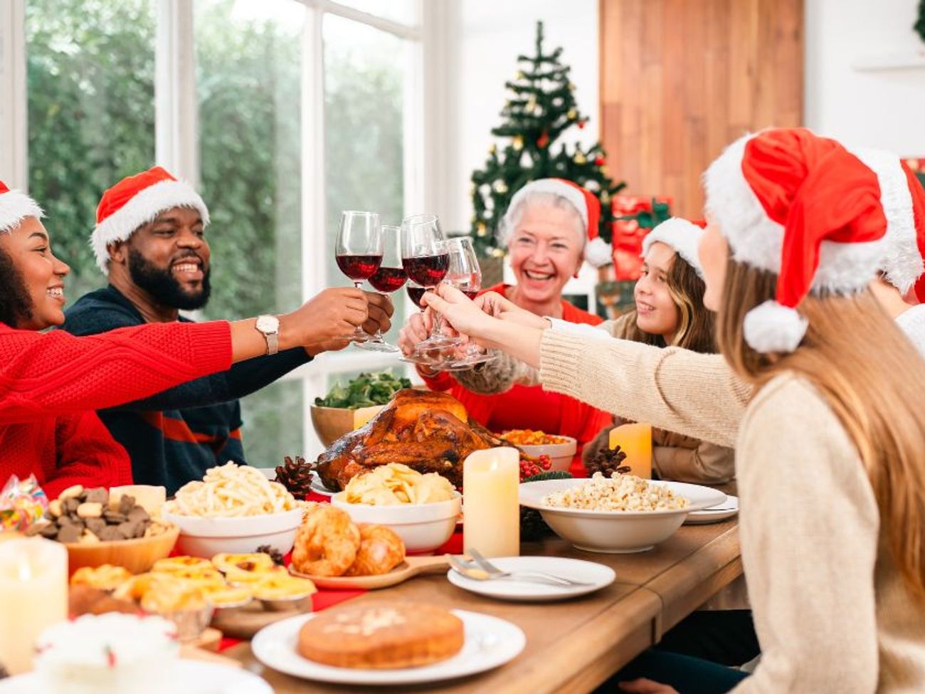 Je fais payer le dîner de Noël aux membres de ma famille, voici pourquoi je  vous conseille de faire pareil