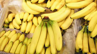 Voici Pourquoi Vous Devriez Envelopper Vos Tiges De Bananes Dans Du 