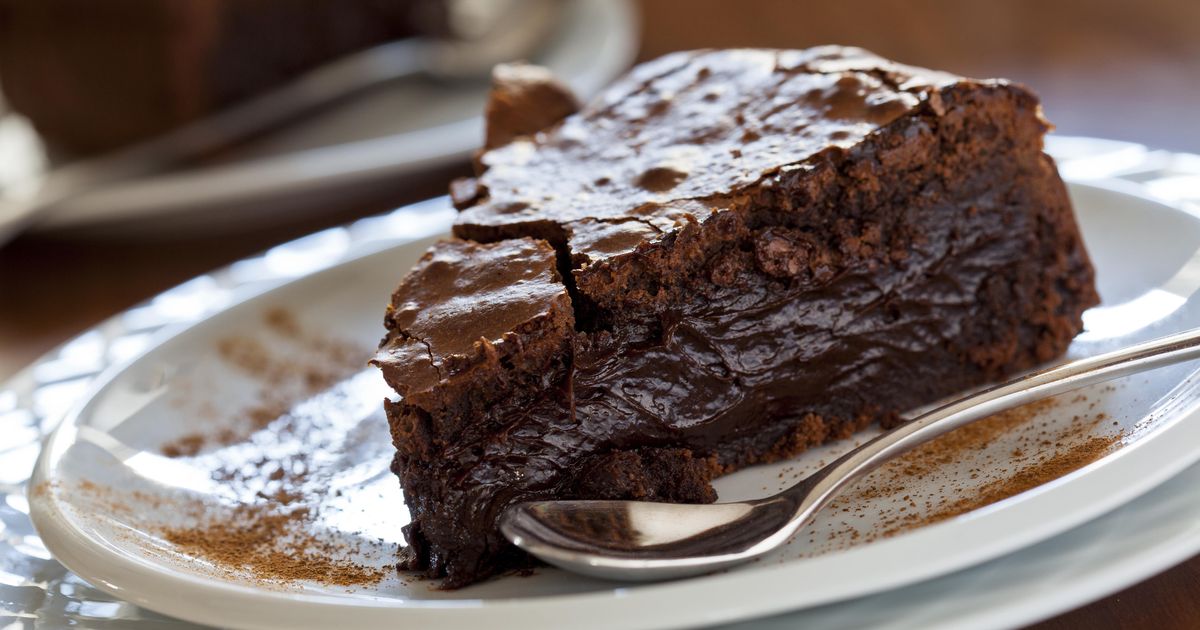 “Amateurs de chocolat au lait s'abstenir”, Julie Andrieu révèle la recette de son fondant au chocolat ultime