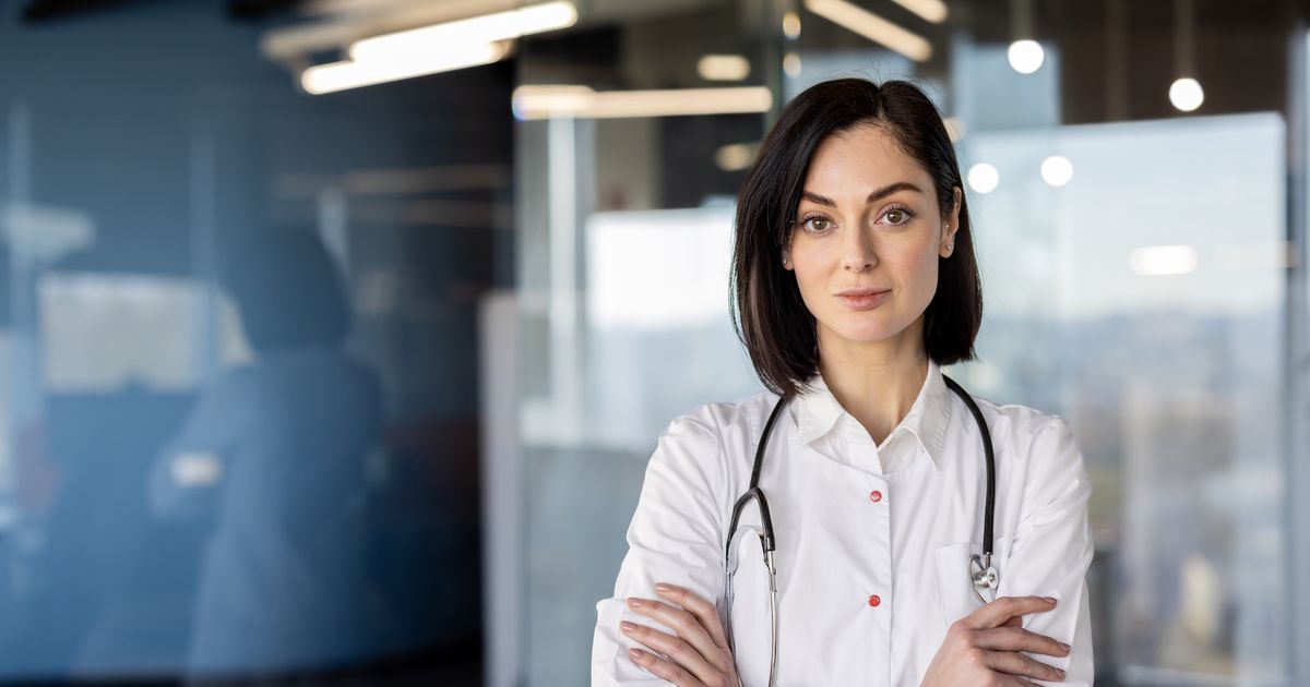 "Elle multiplie par 7 le risque de cancer" : une experte en cancérologie vous supplie de bannir cette habitude courante