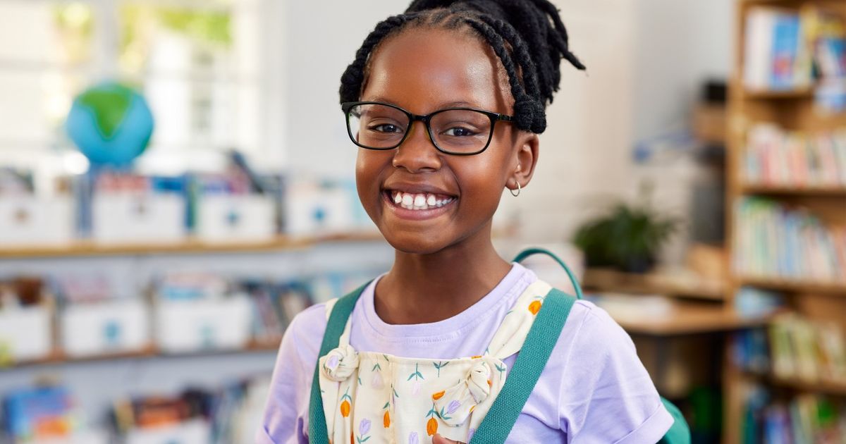 Les parents qui élèvent des enfants brillants font ces 8 choses le premier jour d'école, selon un vieil enseignant